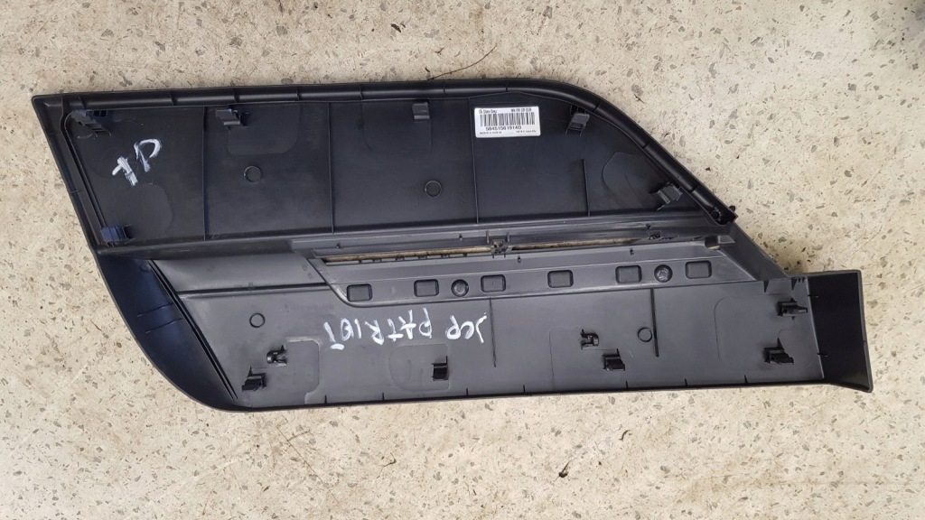 фото №6, Обшивка обивка дверь задняя правый jeep patriot lift