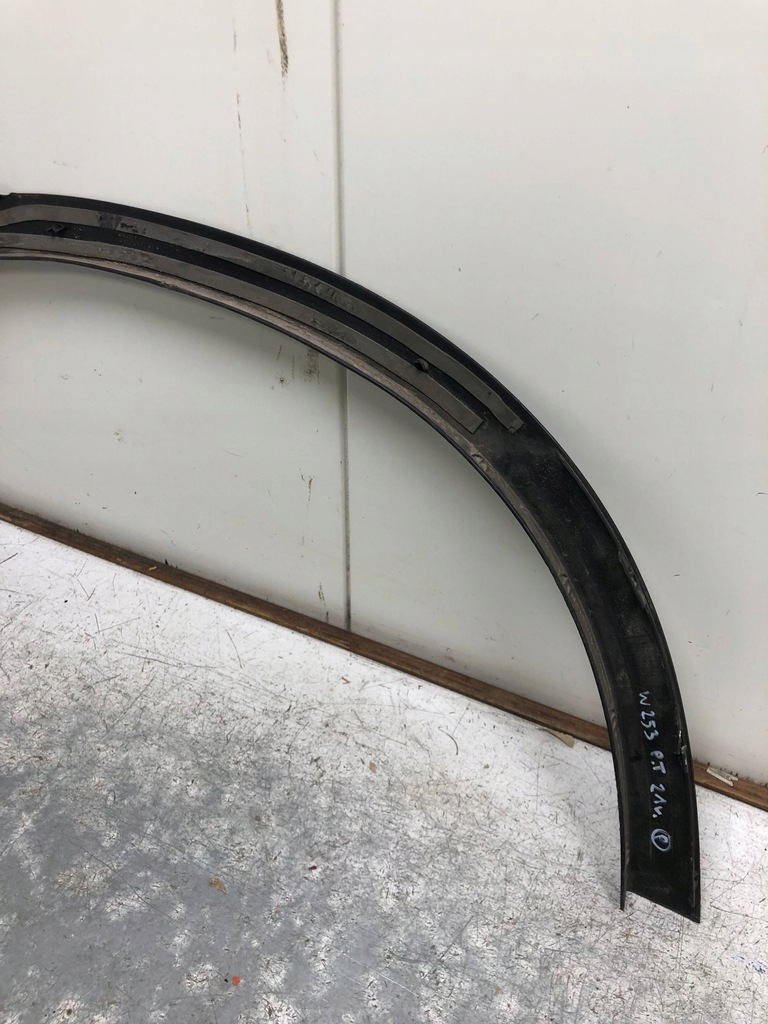 фото №6, Молдинг крыла правый задняя mercedes w253 x253 a2538850822