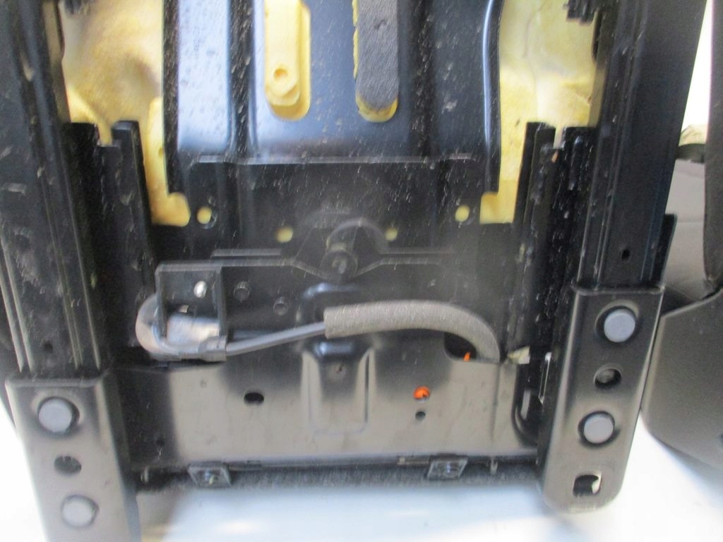 фото №8, Заднє сидіння задня задня vw tiguan i