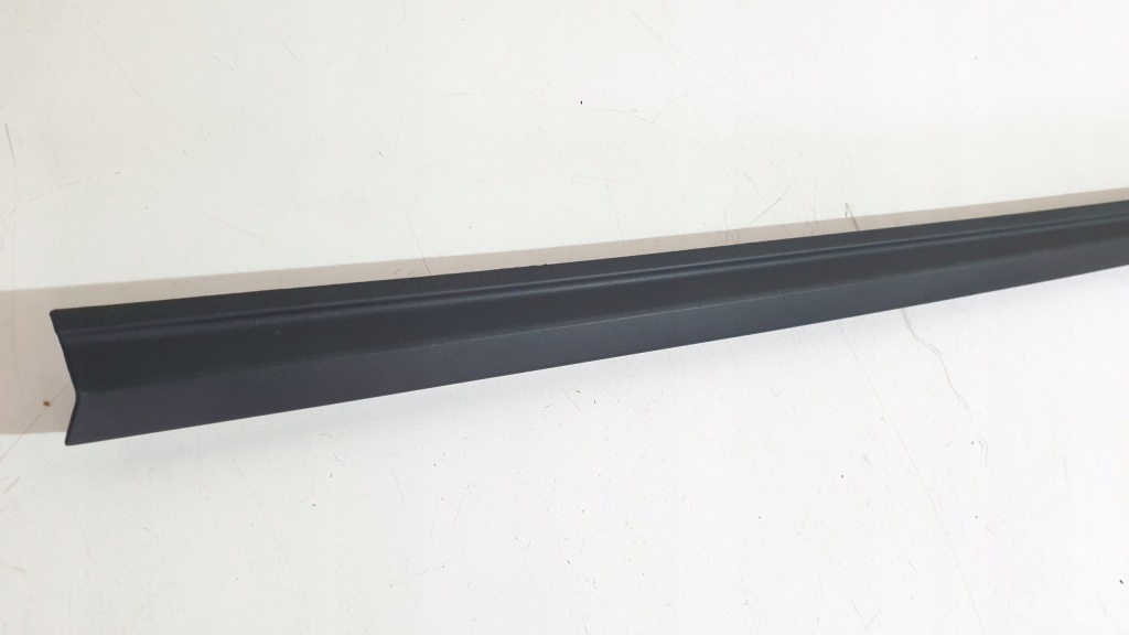 фото №2, Молдинг дверь правая перед renault clio v 801866756r