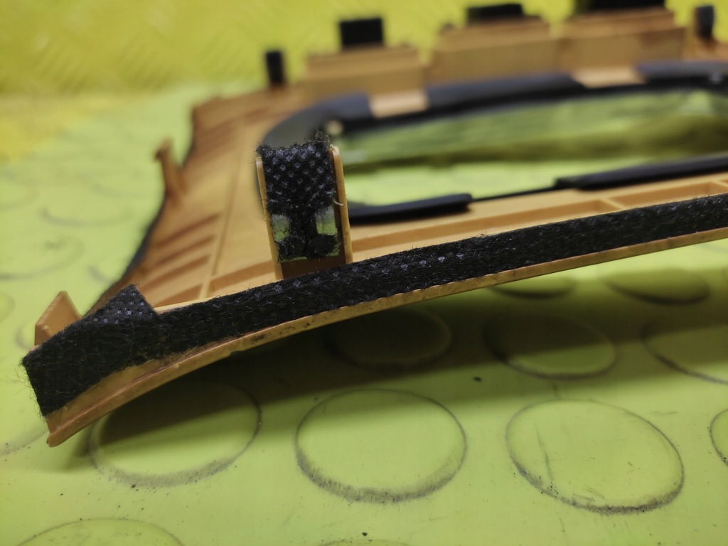 фото №8, Kia opirus рамка бардачок панель середній