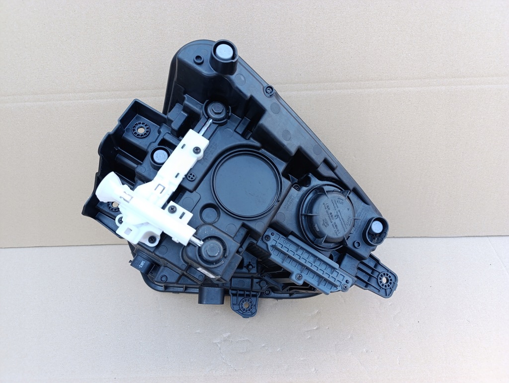 фото №13, Hyundai kona ii 23- лампа правая перед передняя фара full led idealny