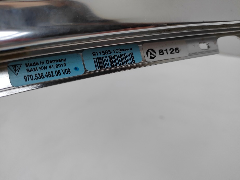 Молдинг хром дверь задний  97053615618 panamera 09^ Оригинал