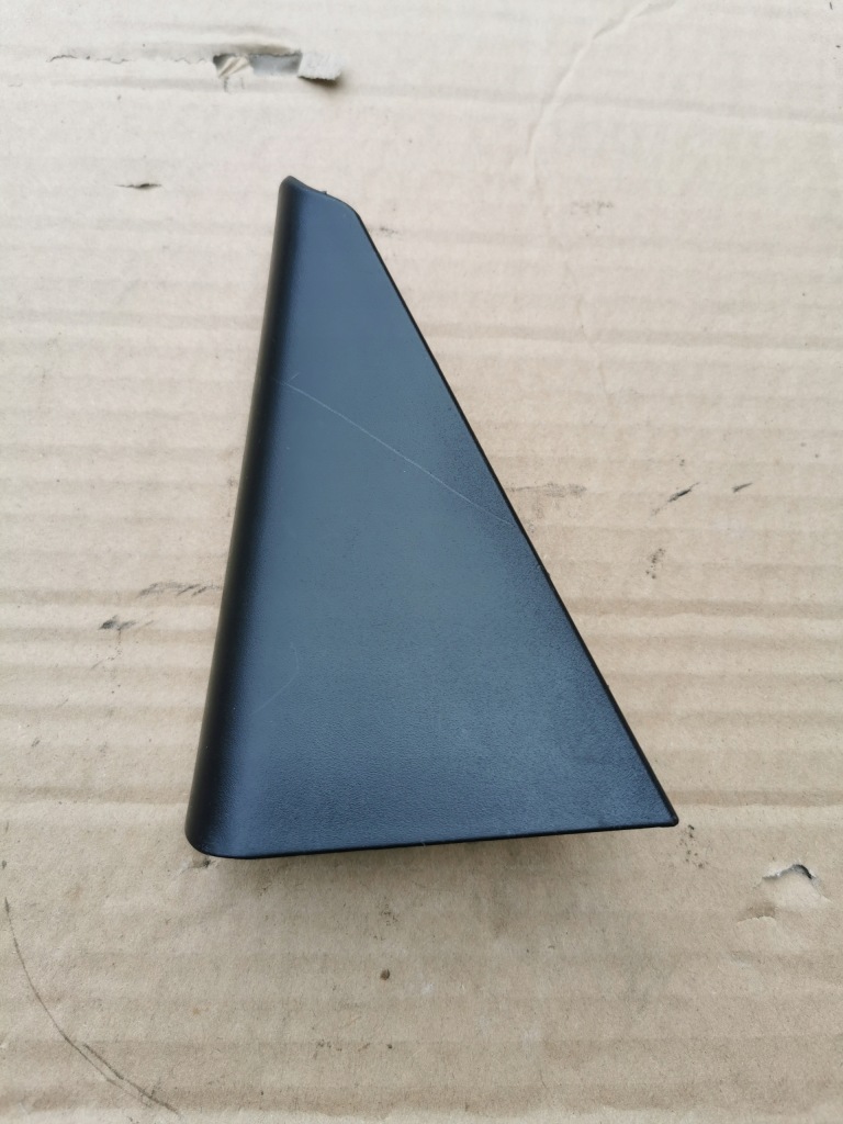 фото №1, Hyundai i30 ii 12- заглушка дверь правая задняя