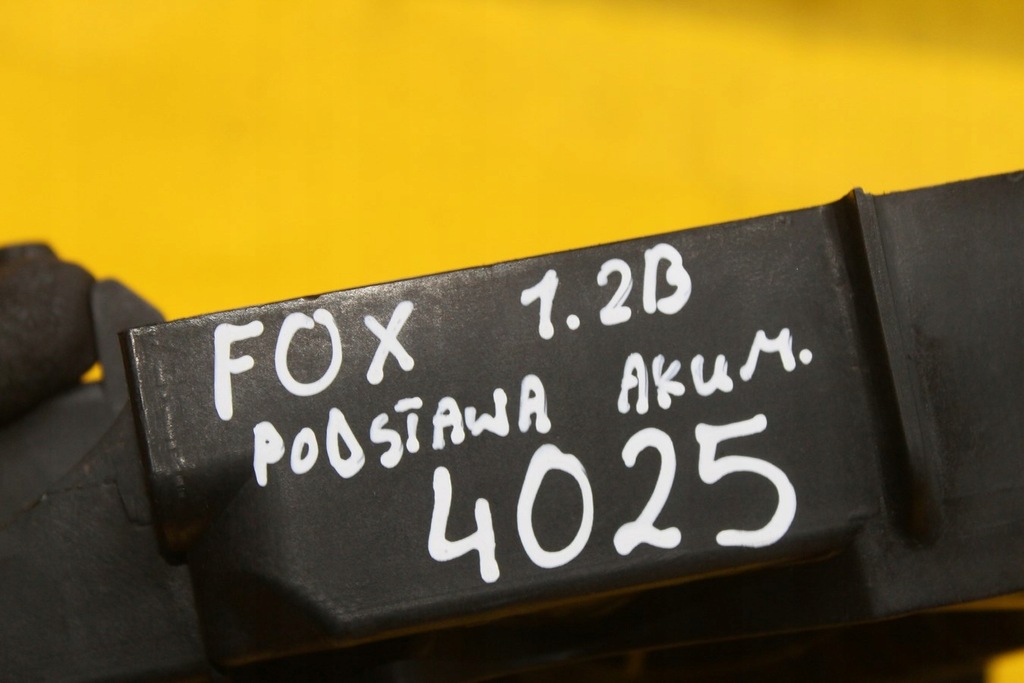 фото №8, Основа акумулятор vw fox 1.2 b 6q0915331d