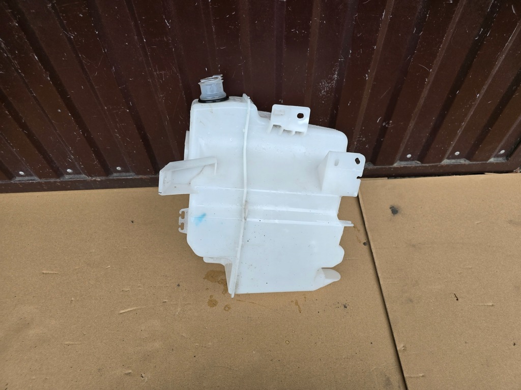 фото №1, Бачок омывателя lancer viii x 2007-