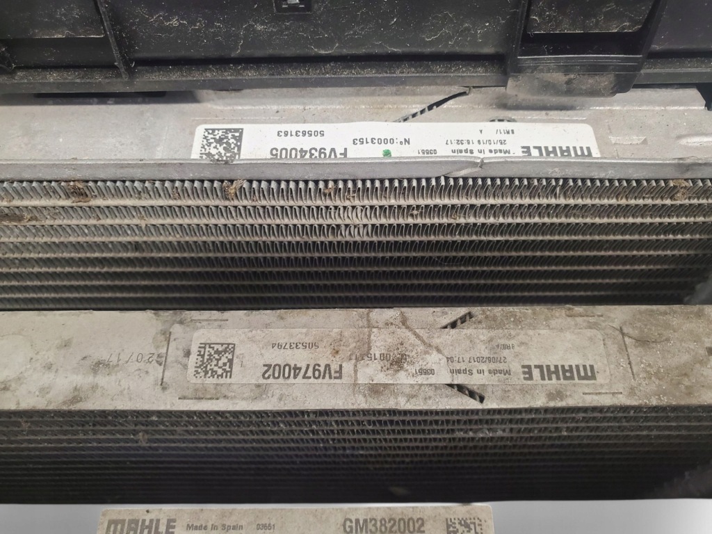 Alfa romeo stelvio 50534298 з передній радіатор води Зі Шроту