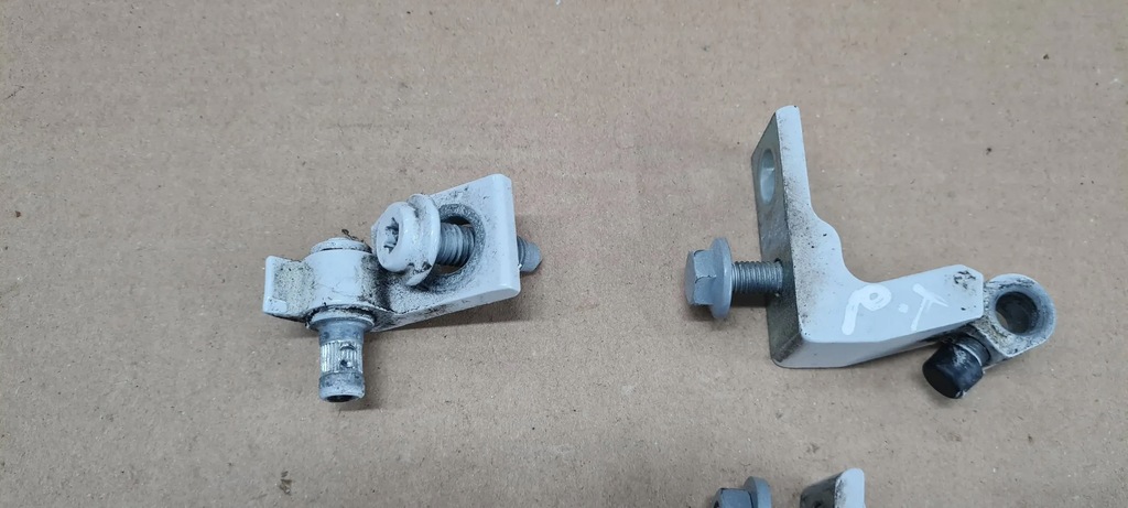 фото №9, A4 b9 8w s4 петля петли дверь правый правое задняя комплект ls9r