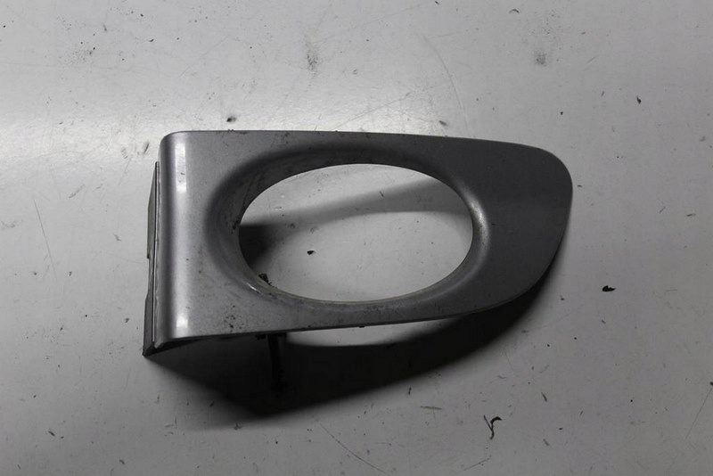 Купить Honda jazz 04 1.4 решётка рамка противотуманной фары левая