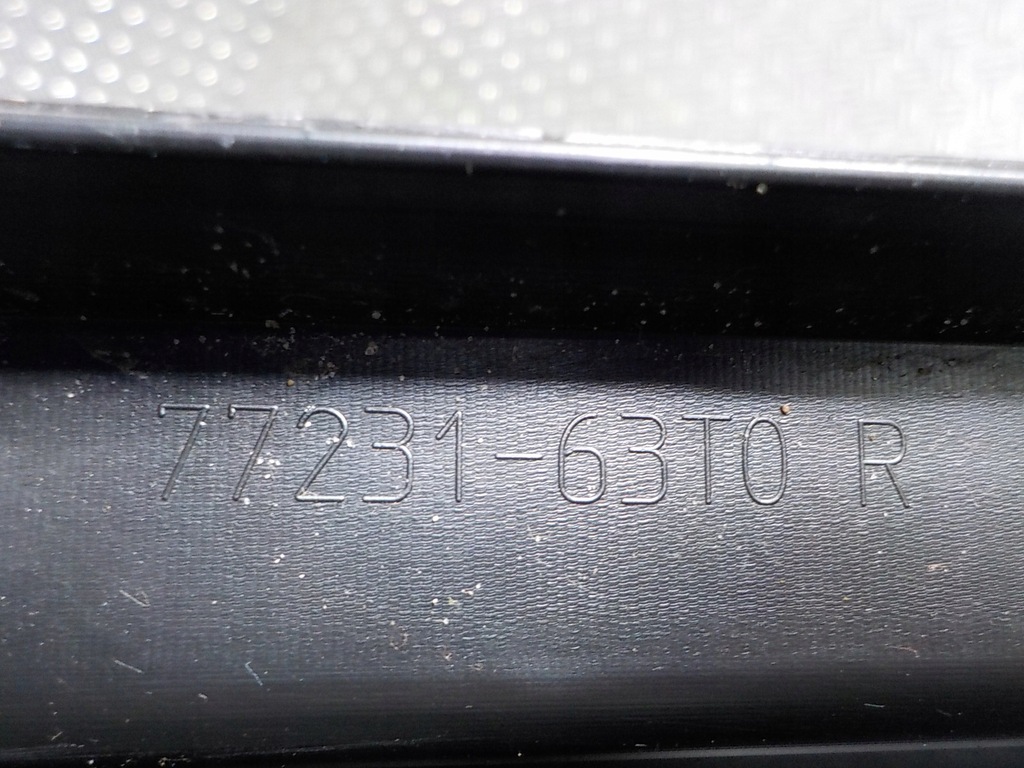 фото №8, Suzuki sx4 s-cross 22- накладки порогові права ліва комплект