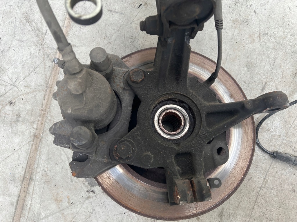 фото №5, Поворотный кулак подвеска правое renault clio iv 1.5 d