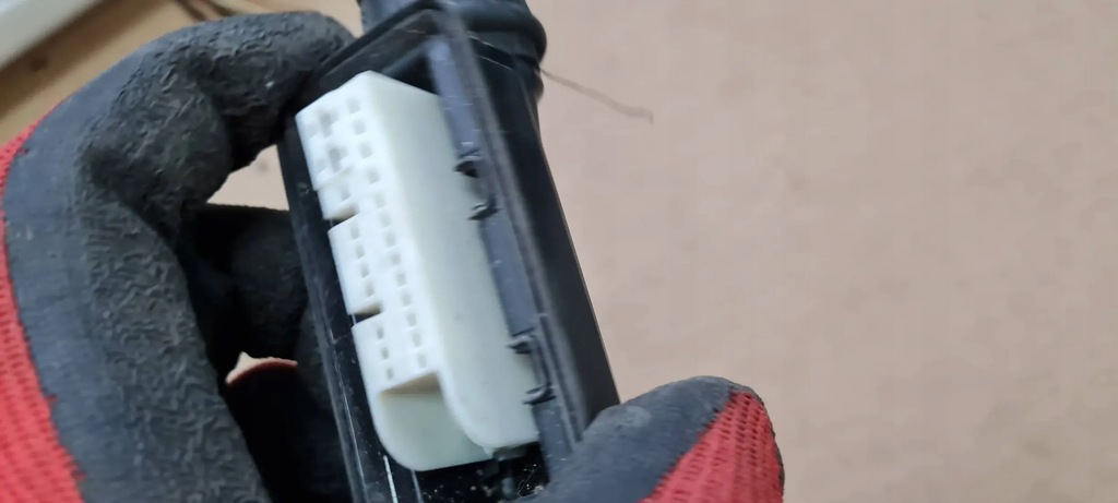 фото №11, A4 b9 8w штекер колодка дверь перед 4h0972702 a5 8w vw audi