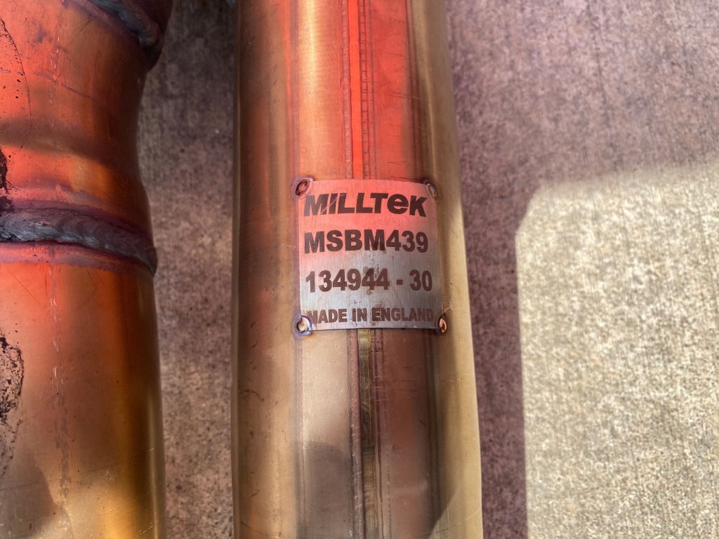 Bmw m3 g80 m4 g82 g83 m3 touring g81 комплект выхлоп milltek Цена