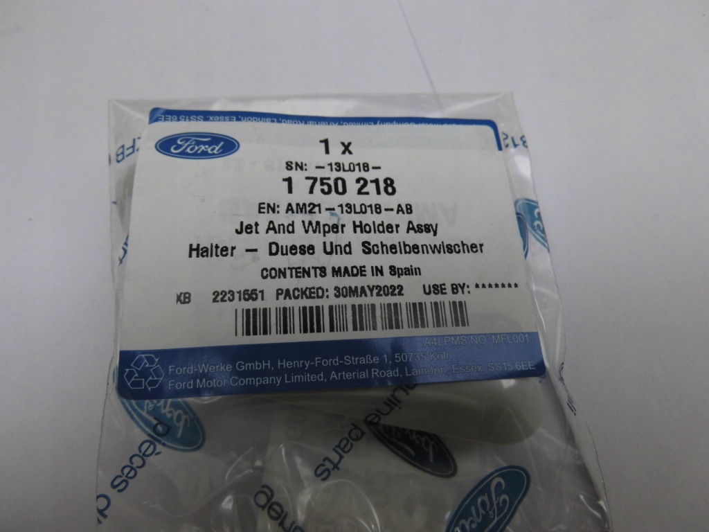 фото №3, Заглушка распылителя фара правая ford s-max