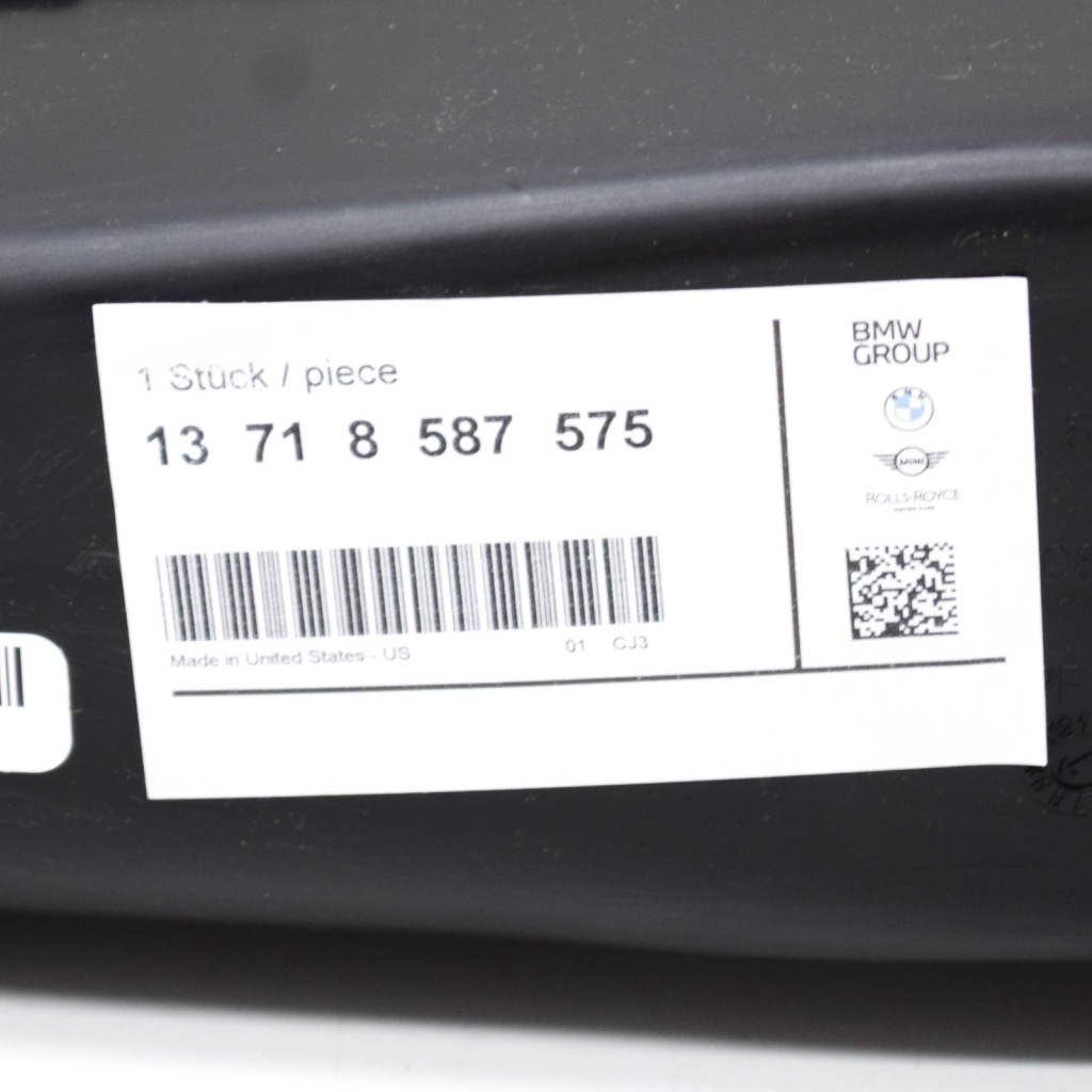 Купити Патрубок впускний повітря do двигуна bmw x3 g01 13718587575