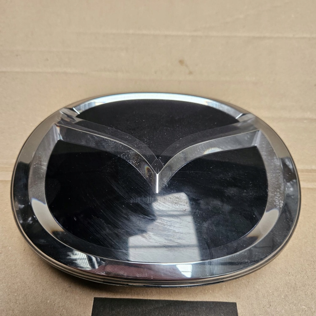 Купити Значок емблема решітка під  радар mazda cx60 cx30 kbb3-507z0