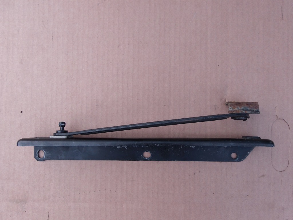 фото №3, Напрямна кришки багажника land rover freelander i 2.0 td 4 двері