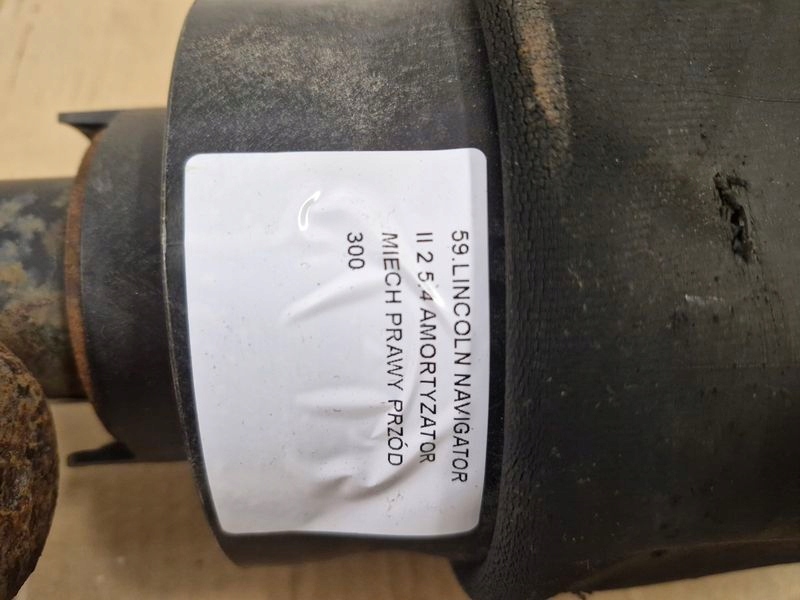 Lincoln navigator 2 2 амортизатор пневмоподушка правый перед передний 2l74-3c098-cg Киев