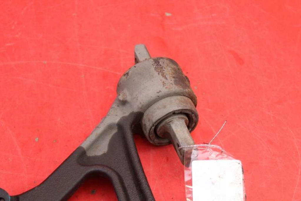 фото №10, Рычаг правый перед 30760815 volvo s60 1 i 2.4 d5 163 km lift 04-09