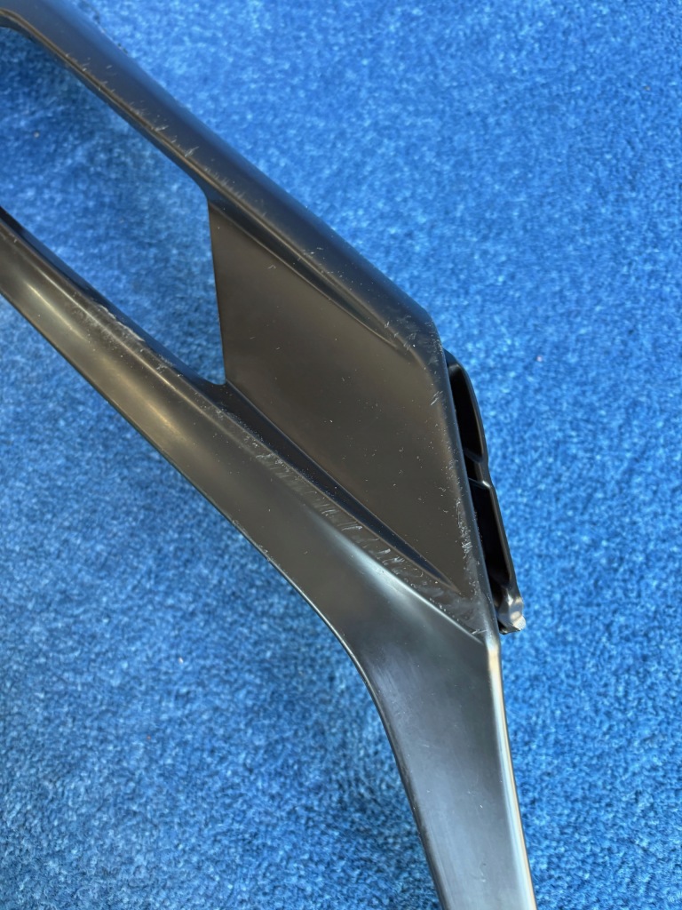 Volvo xc90 2 решётка бампера решётка  левое  перед передняя 31383800 Недорого