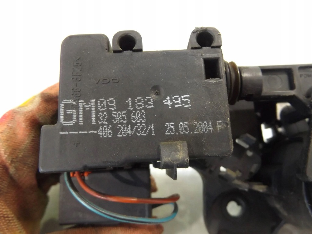 фото №2, Meriva a ручка крышки