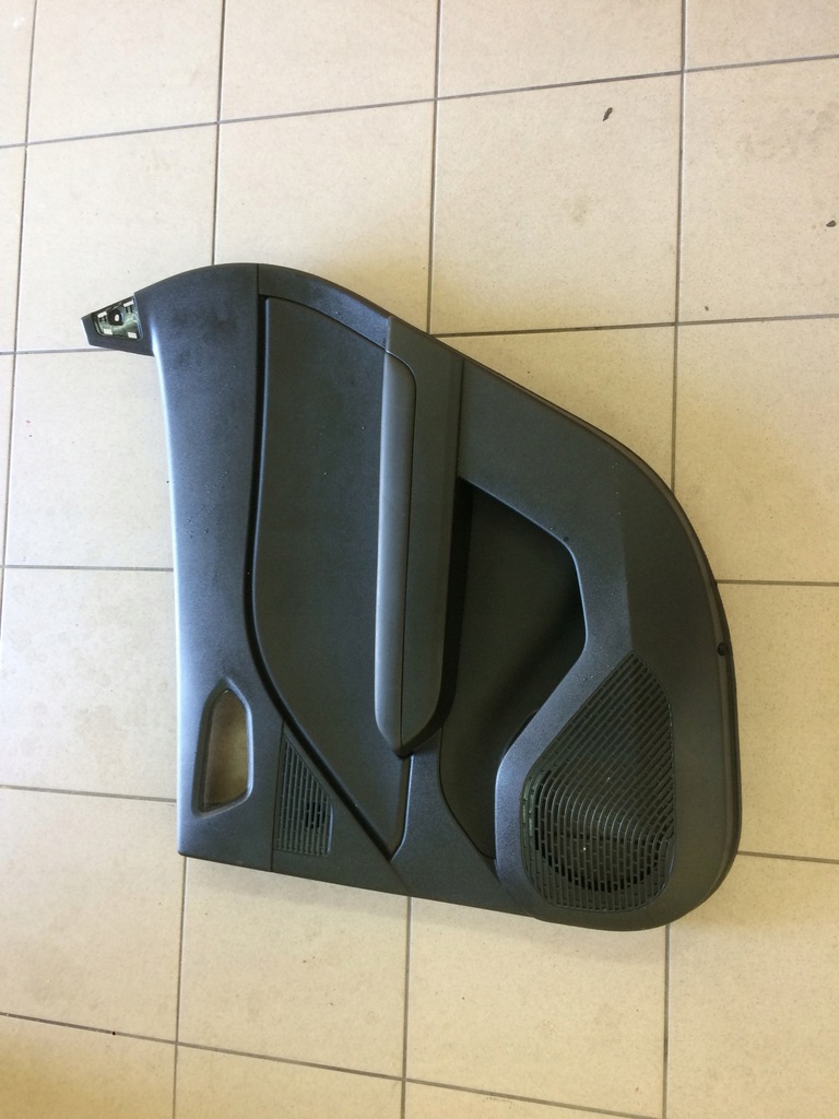 фото №1, Renault captur оббивка правий задня 829a08455r