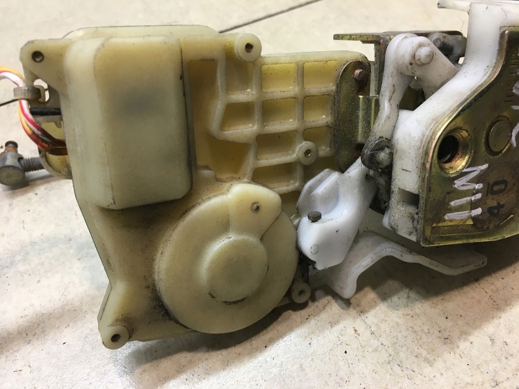 фото №10, Замок дверь правый перед civic vii 3d hb 2 pin