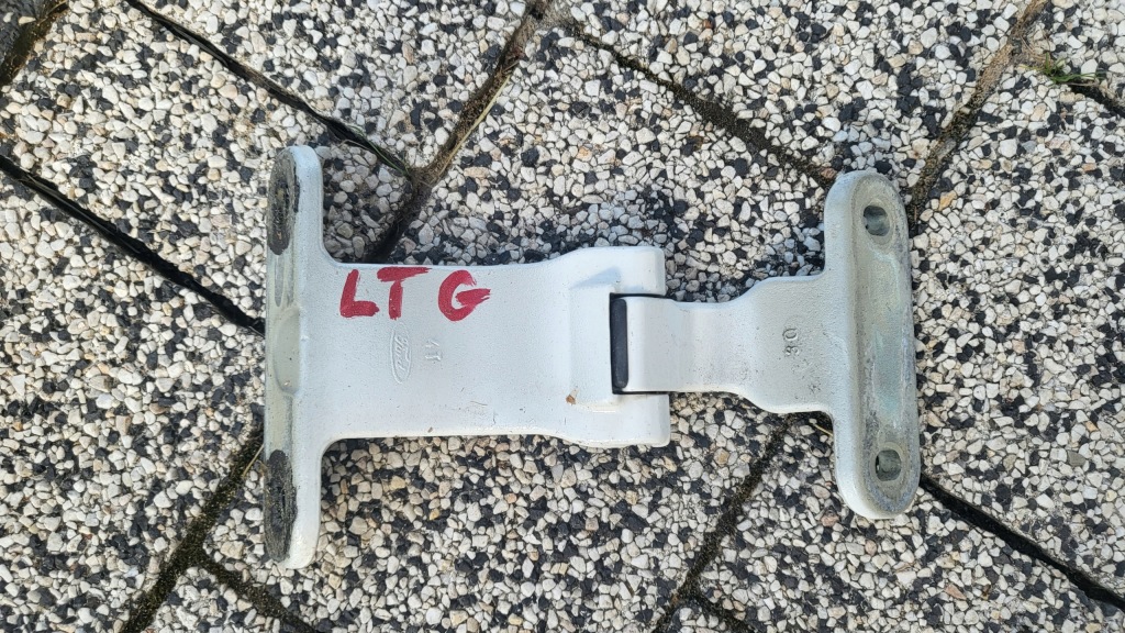 фото №1, Ford courier lift петля дверь левый задняя верхний