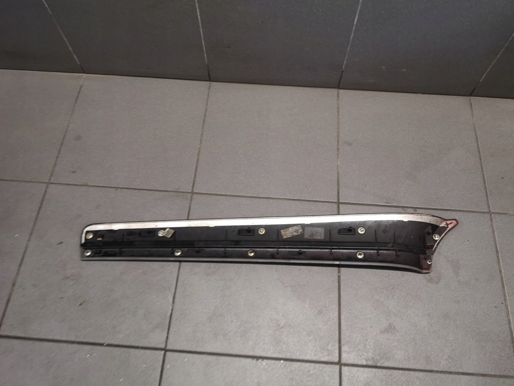 фото №8, Молдинг dekor обшивка правий перед a8 d3 4e0867410l