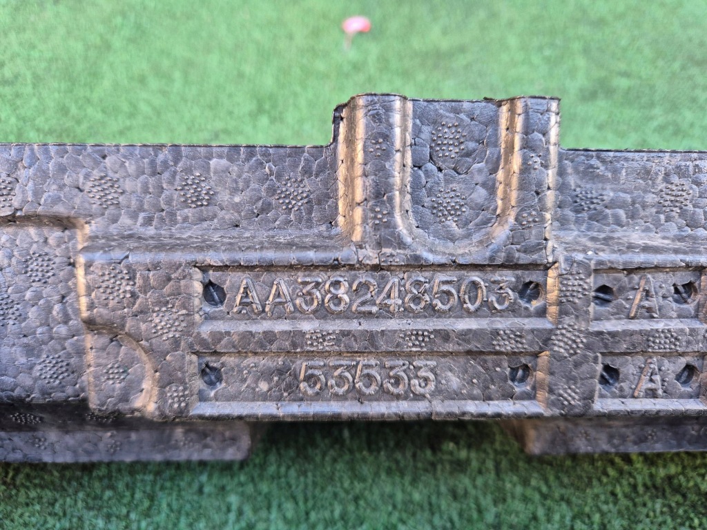 Купить Peugeot 308 t9 рестайлинг  17- пена абсорбер под бампер передний aa382485030