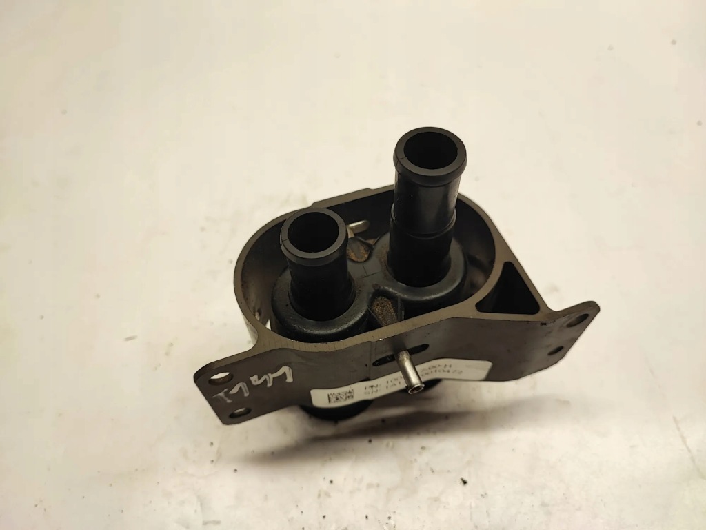 Клапан радиатора отопителя tesla model x 100311700h electric 385kw 2017 с Разборки