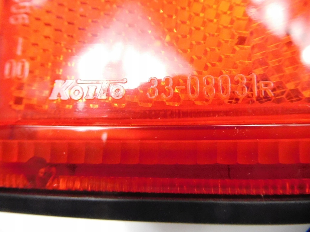 фото №6, Лампа задняя p toyota hiace regius ace 81551-95j10