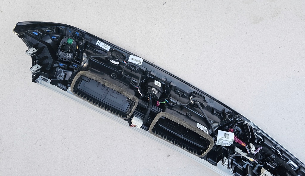 фото №10, Bmw 5 g30 g31 6 g32 молдинг декоративная декоративная подсвеченная 9378023