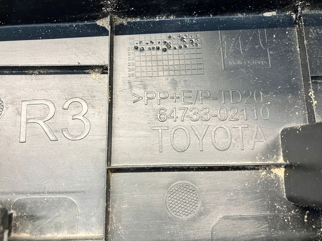 Corolla e21 универсал обшивка багажника góra правая правый с led ручка Доставка