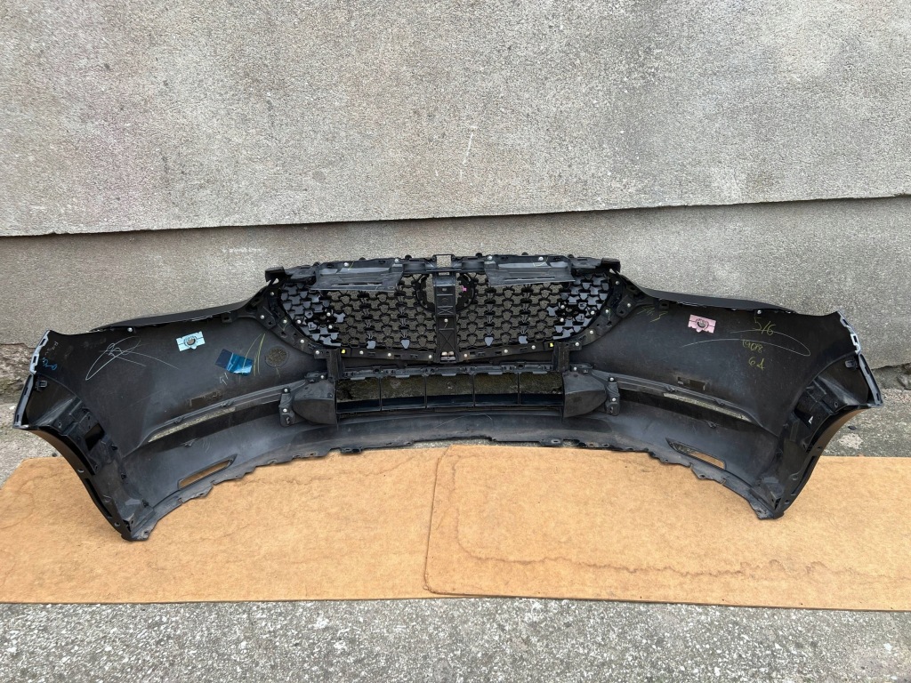 фото №9, Mazda cx30 бампер передній