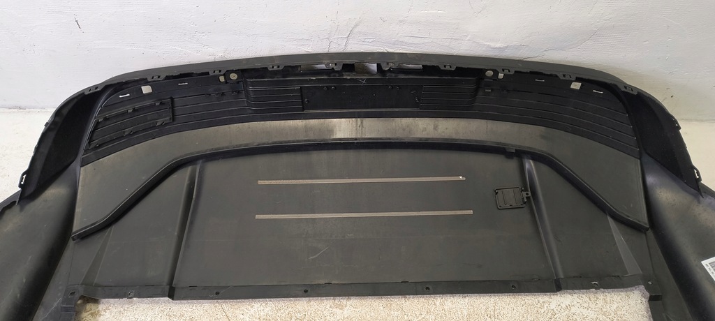 фото №9, Диффузор спойлер накладка бампера задняя porsche taycan 9j1