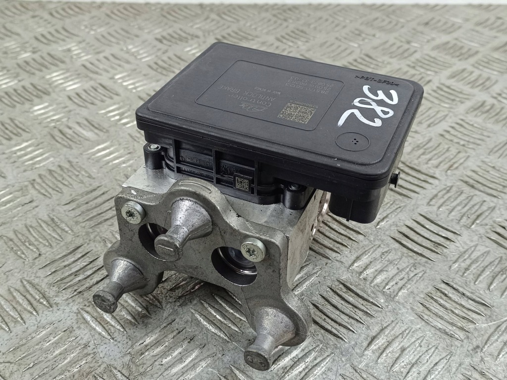 Купити 2022 jeep wrangler насос abs p68487195ac