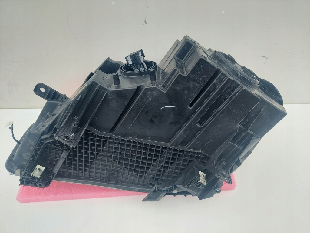 Bmw x5 f15 x6 рестайлинг  адаптивный led фара правый  перед Оригинал