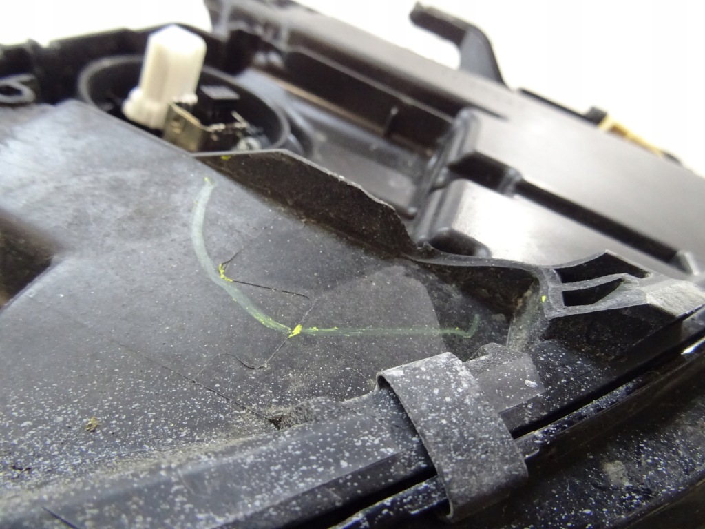 Audi a4 b8 8k рестайлинг  11-15 фара перед левая ксенон led 8k0941005c llu Цена