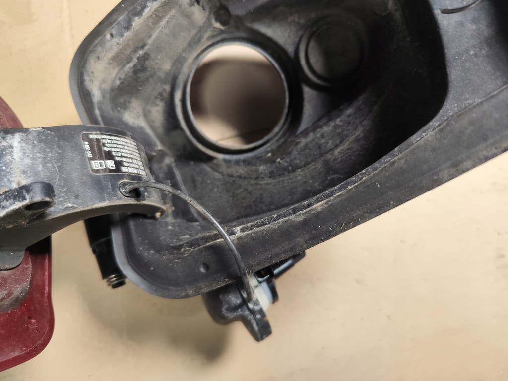 фото №6, Кришка заливної пального bmw 2 f46 7332361