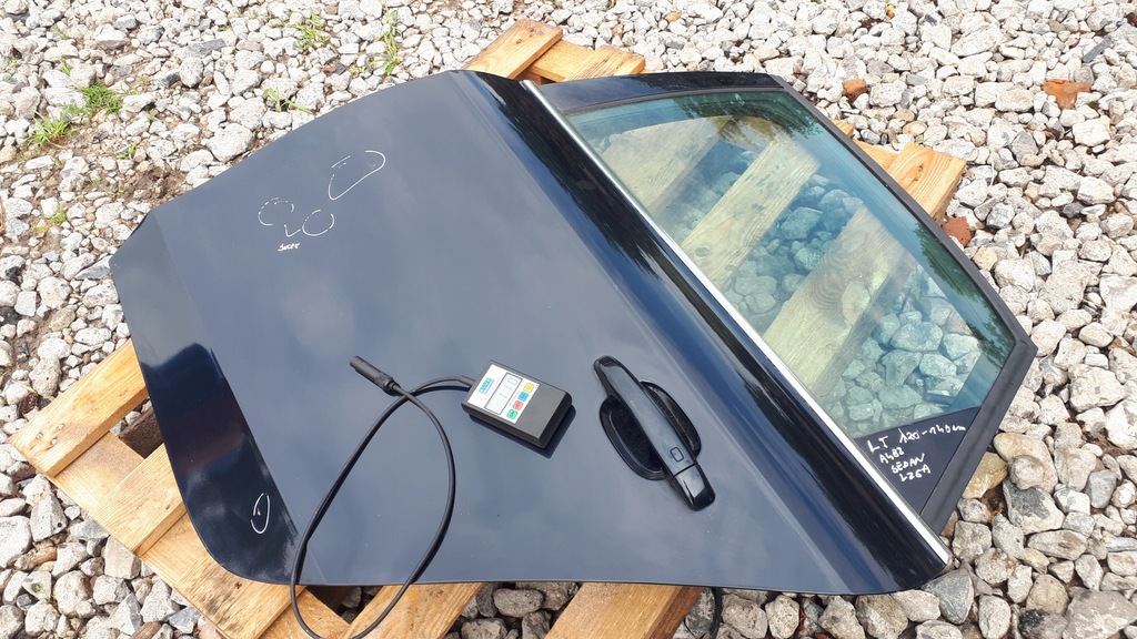 фото №1, A4 b8 s4 двері ліва лівий задня задні sedan lz5a