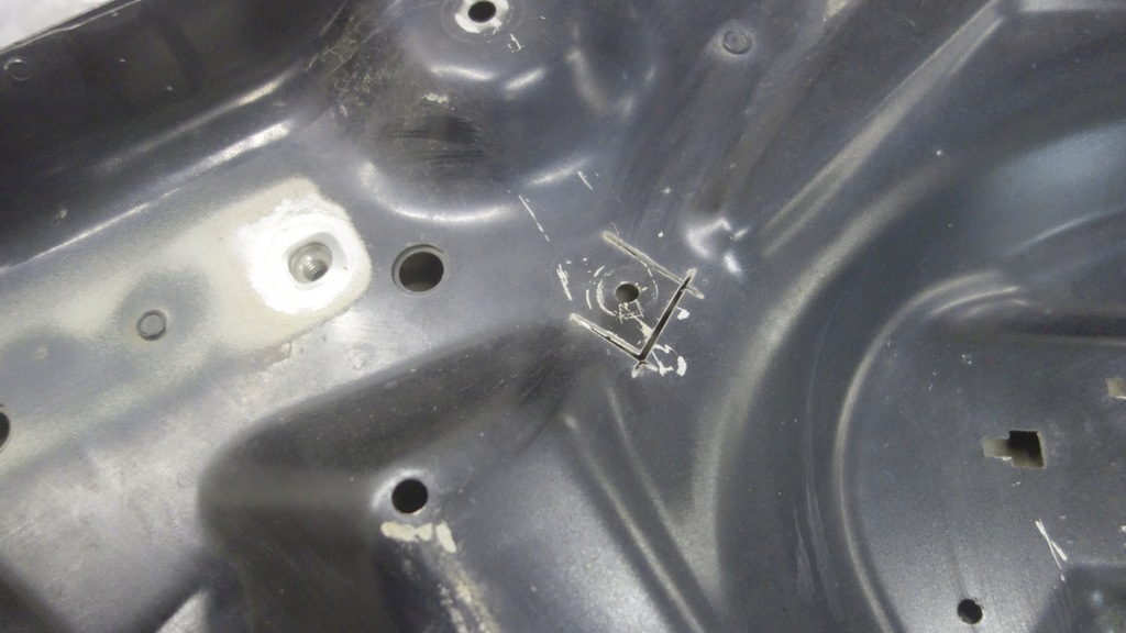 фото №8, Капот крышка двигателя citroen c4 ii ds4 10-