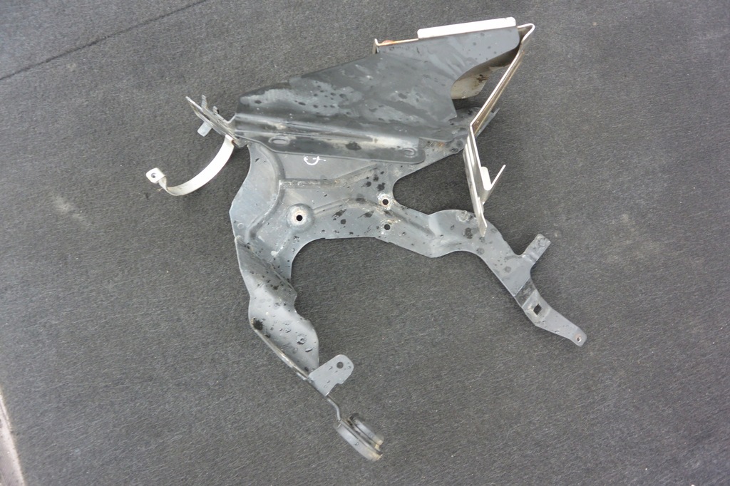 фото №11, Audi q7 кронштейн webasto 4l0971981c