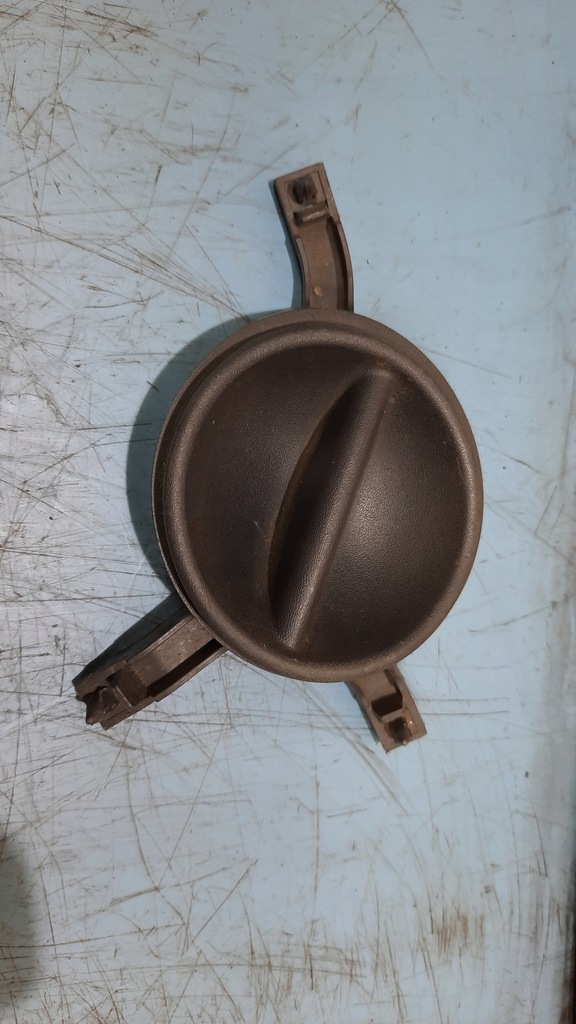 фото №1, Volvo s60 заглушка бампера решётка противотуманной фары левая