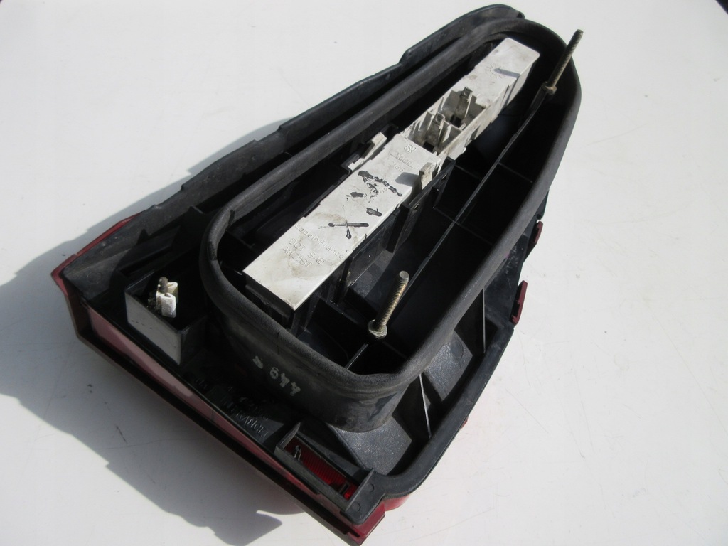 фото №7, Лампа задняя левая citroen xm czerwona valeo 2166