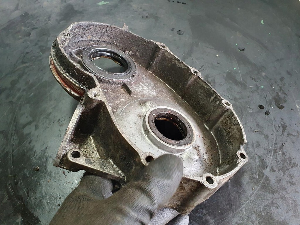 фото №11, Fiat 125 polonez 1500 корпус кришка розподільного валу