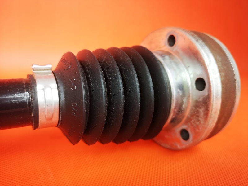 фото №8, Audi оригінальний номер 5q0501204c привідний вал задня шарніри