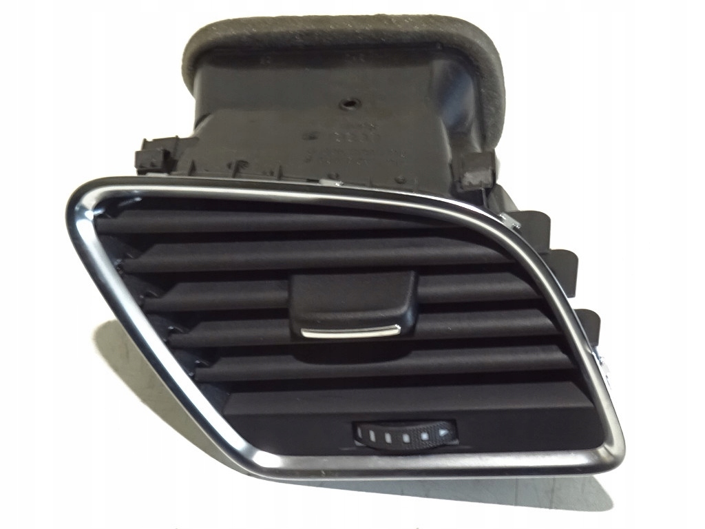 фото №1, Audi q3 8u решітка обдув права 8u1820902b