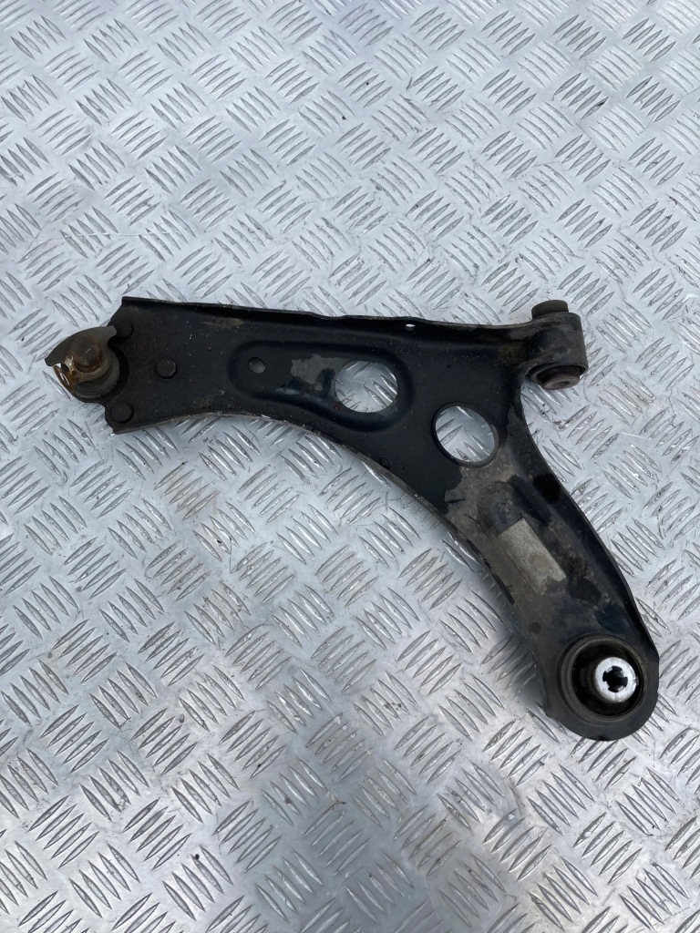 фото №1, Рычаг левый перед peugeot 208 ii 19-