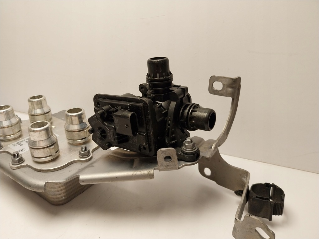 фото №5, Bmw i5 g60 g61 g68 ix i20 теплообмінник тепла клапан керуючий 7926539